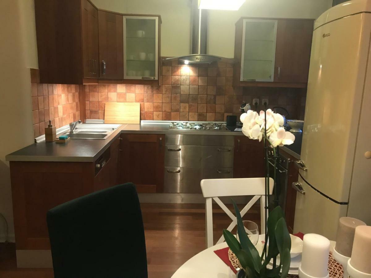 Apartment Stare Miasto Dluga 8 *